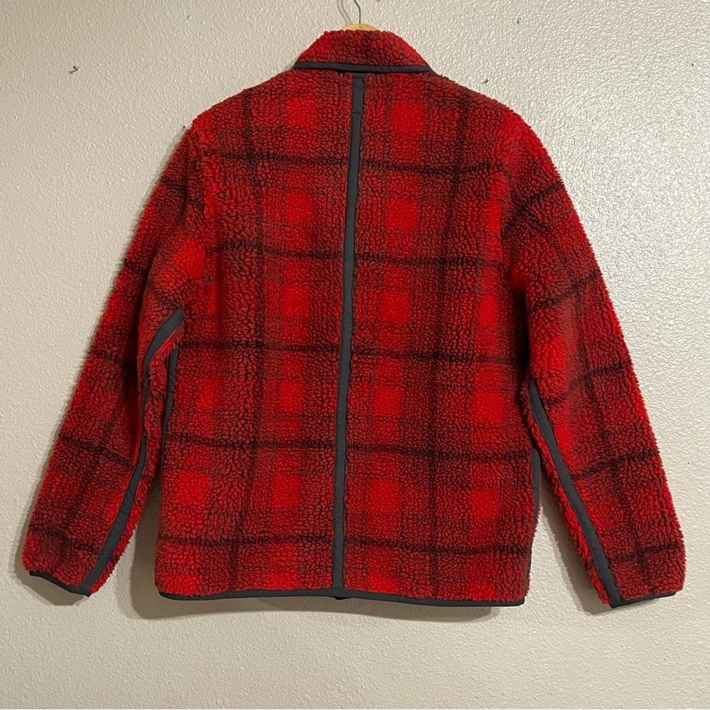 J. Crew Wallace‎ & Barnes sherpa fleece jacket in plaid Red and Black - Picture 4 of 14